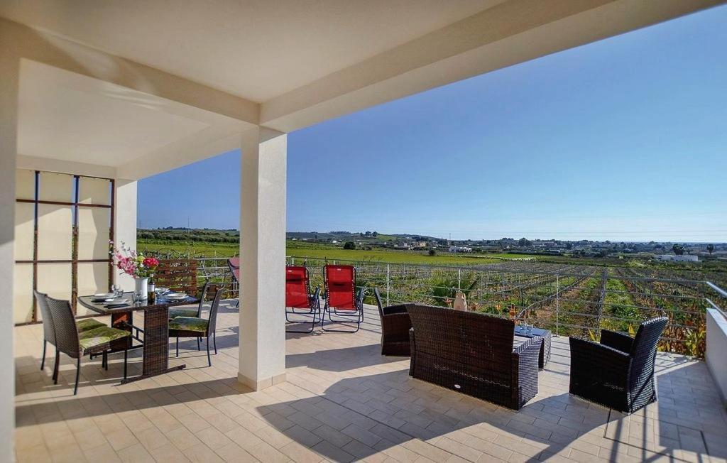 Villa Teresa Tra Il Mare E La Campagna Менфи Екстериор снимка